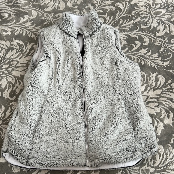 Free Country soft Sherpa lined vest - Picture 4 of 4